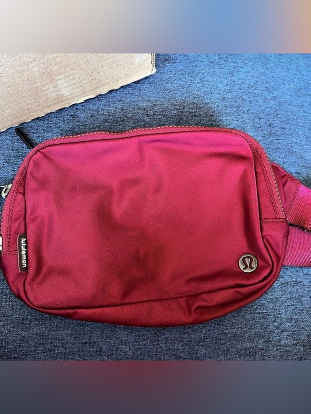 lululemon 2L Everywhere Belt Bag Crossbody in Wine Berry with Gunmetal hardware